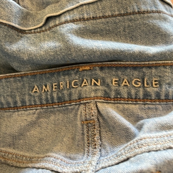 American Eagle | Pleated Mom Short 4" Inseam Mid-Wash Plus Size 18 Summer Spring - Picture 6 of 9